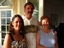 Lisa (Jody's stepsister), her husband Jim, and Jody's mom Patty