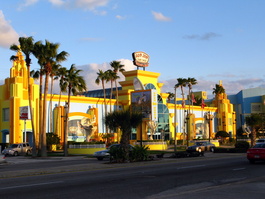 Ron Jons, a Cocoa Beach institution
