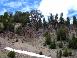 Interesting rock formations along the trail on the way down