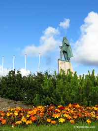 Leif Ericson's statue in front of the Hallgrímskirkja