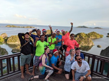The crew and passengers of the Blue Manta