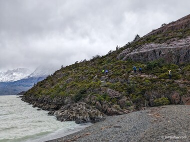 Our group heads out along the peninsula for the view