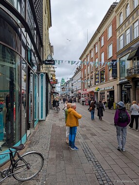 The Str&oslash;get, one of the longest pedestrian shopping streets in Europe sports a Lego shop, but we resisted the urge to browse.
